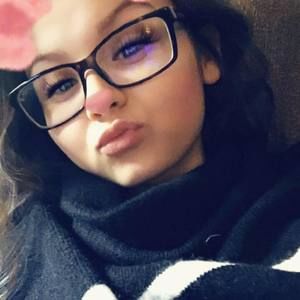 Meet your Posher, Samie